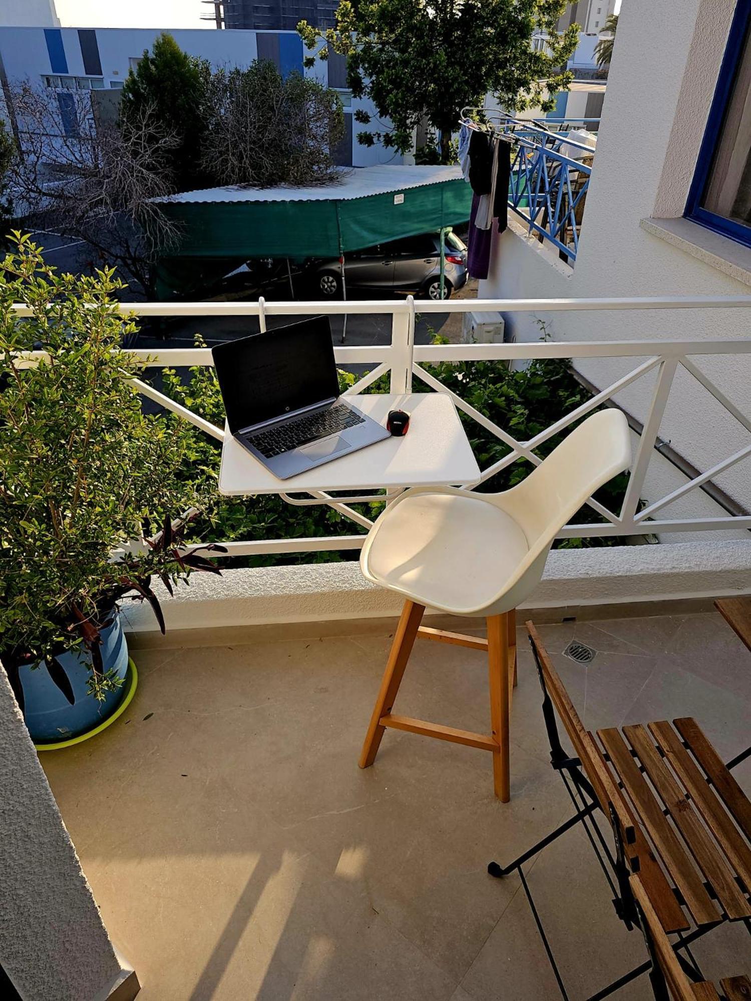 Pool Sight Center Location 2 Bedrooms Appartement *
