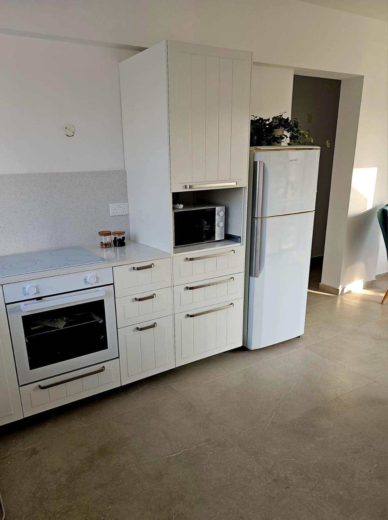 Pool Sight Center Location 2 Bedrooms Appartement *