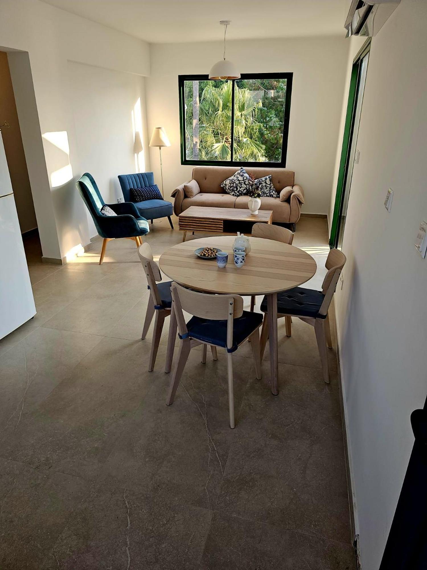 Pool Sight Center Location 2 Bedrooms *